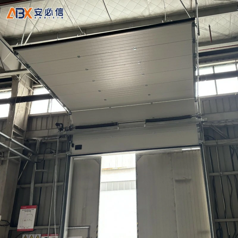 来宾铝板提升门